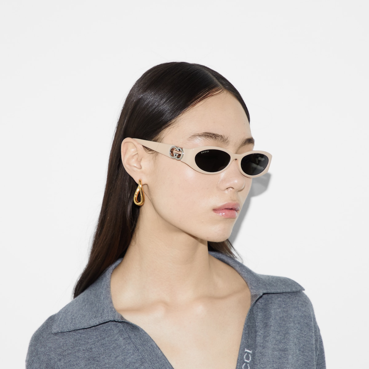 Oval frame sunglasses - Image 3